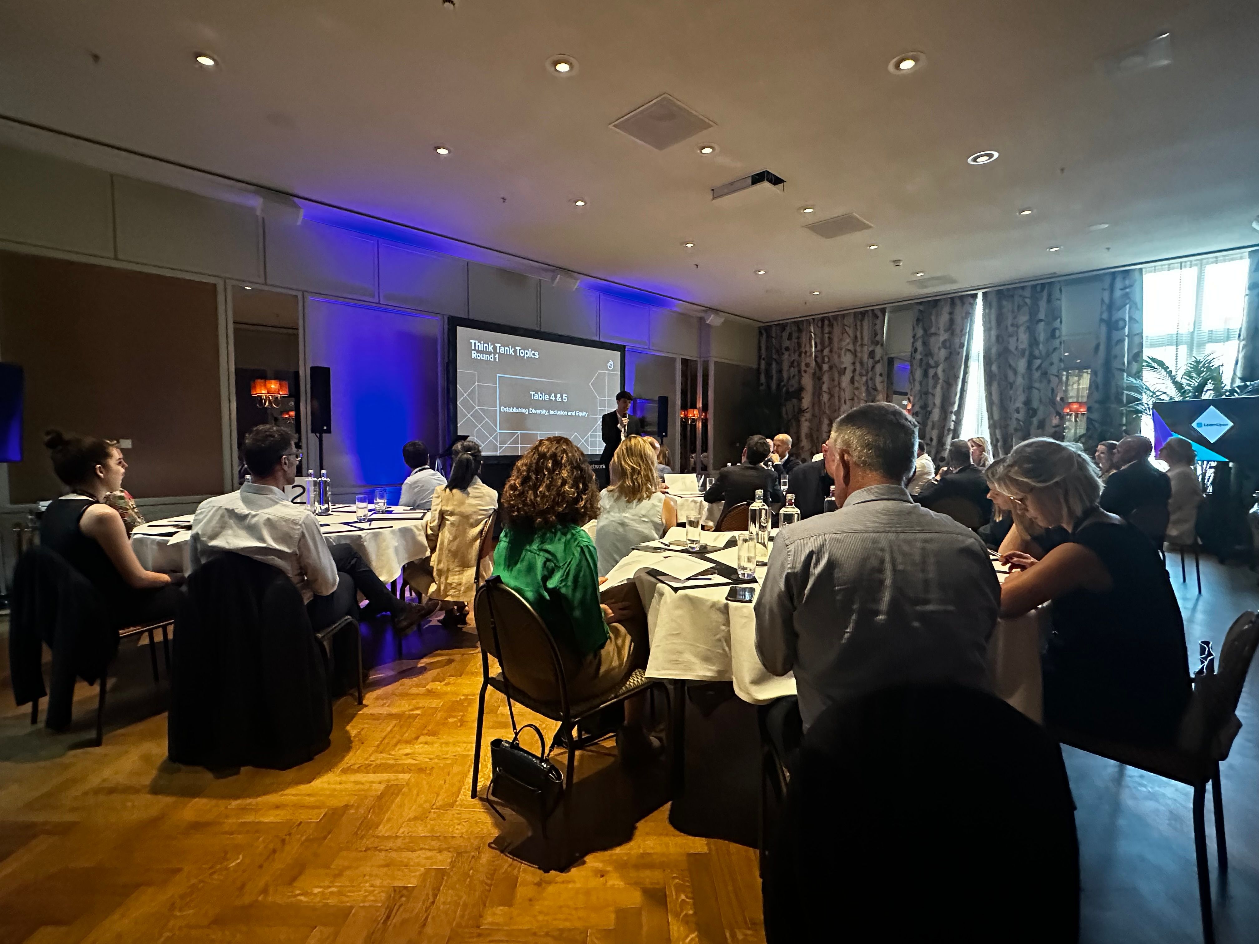 Think Tank discussion round of a Network Circle executive meeting